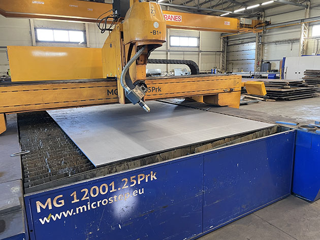Plasma cutting